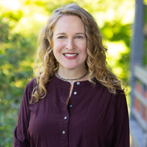 Photo of Deb Levy
