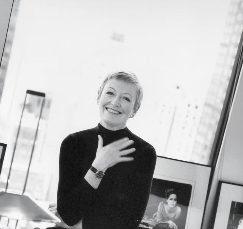 Harper’s Bazaar Honors the Legacy of Liz Tilberis, Our Organization’s First President